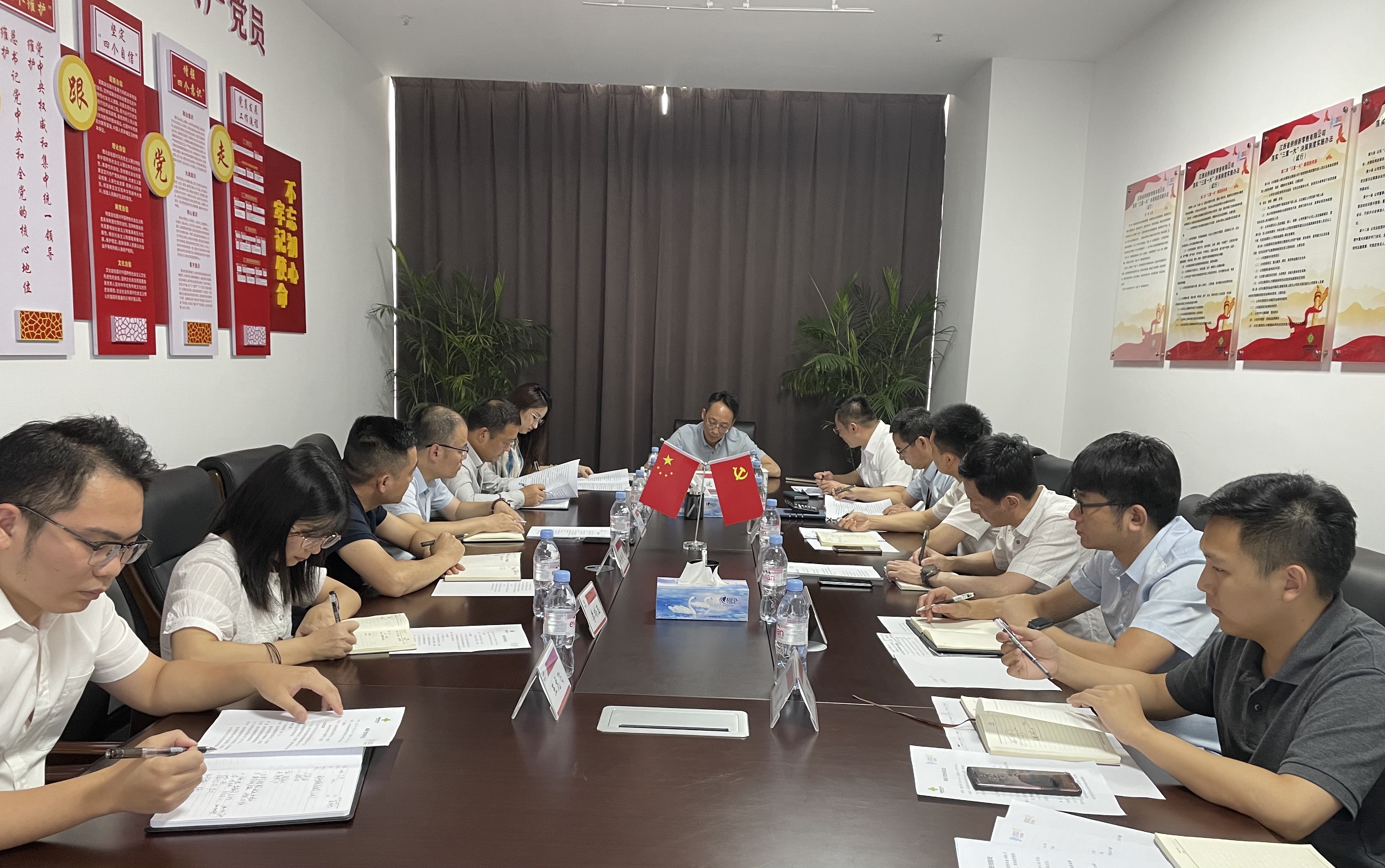 集團黨委副書記、總經理文名波 到省供銷新零售公司考察調研